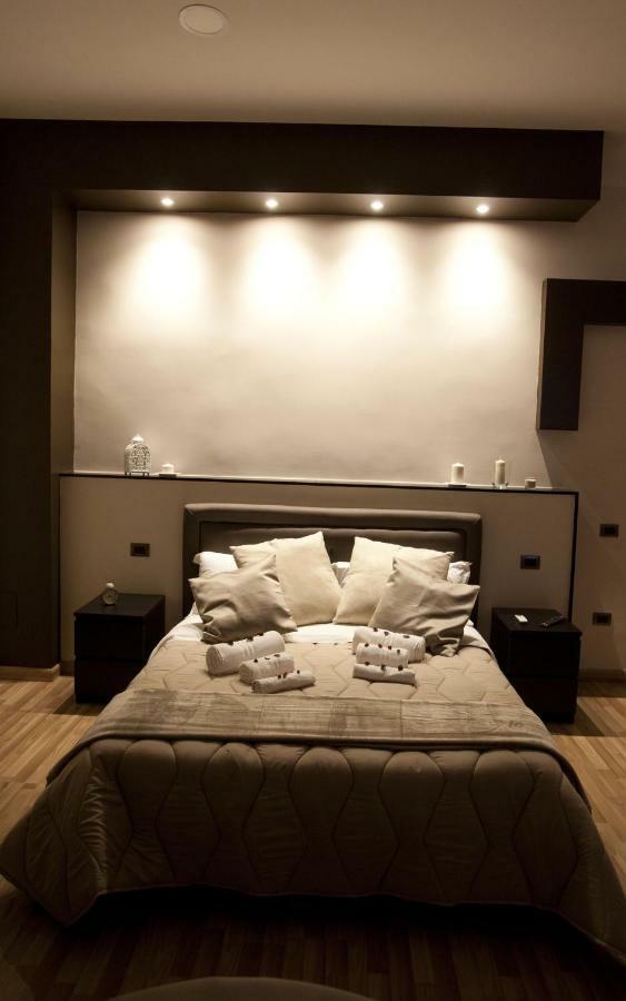 Reggia & Dintorni Rooms A Caserta Kültér fotó