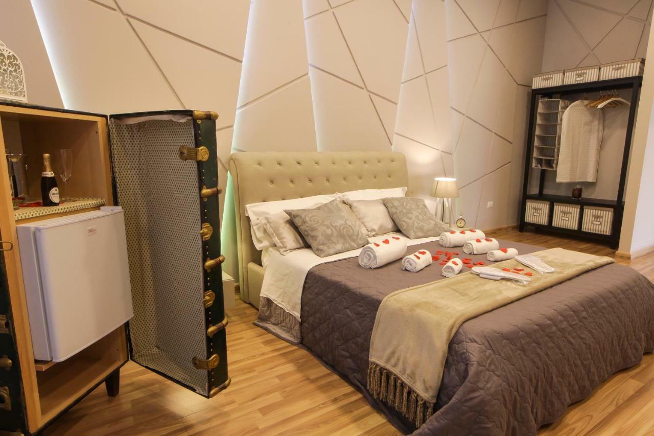 Reggia & Dintorni Rooms A Caserta Kültér fotó