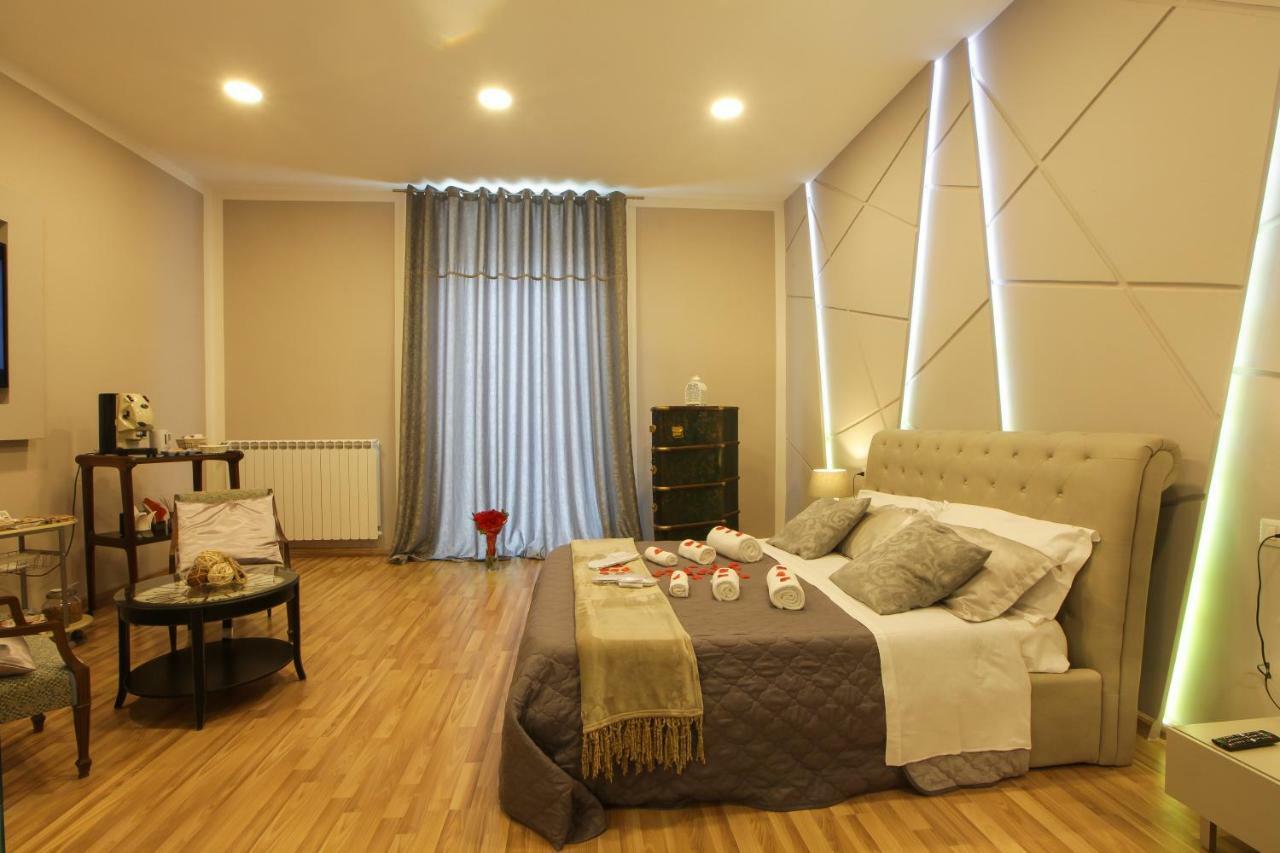 Reggia & Dintorni Rooms A Caserta Kültér fotó